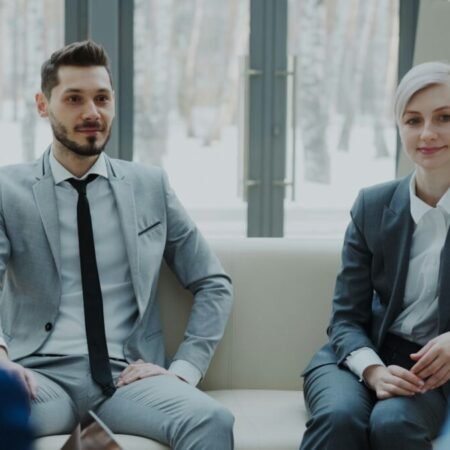 Cómo conseguir tus primeros tres clientes freelance sin depender de una sola plataforma